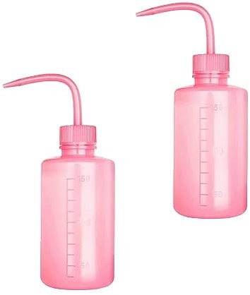 2Pcs Pink Safety Wash Bottle Tattoo Wash Bottles with Scale Labels Plastic Lab Squeeze Bottle,No Spill Bend Mouth Watering Cans Scale Labels Safety Wash Bottle Plastic Squeeze Bottles for Lab