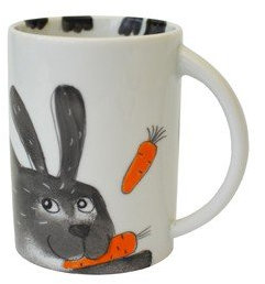 Helina Tilk Hase mit Möhrchen Henkelbecher hohe Form Porzellan handbemalt