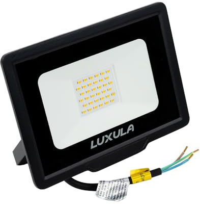 LUXULA LED Strahler Außen 30W 3000lm, 3000K Warmweiß, IP65, Schwarz | IP65 wasserdicht, Außenstrahler, Fluter, Scheinwerfer, LED Außenbeleuchtung für Garten, Einfahrt, Garage und Terrasse