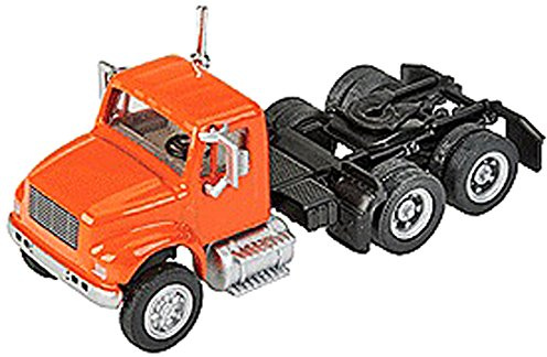 Walthers SceneMaster International 4900 2-Axle Tractor, Orange
