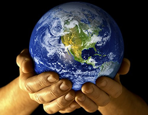 3D-Lentikular-Postkarte / Hologramm-Ansichtskarte Klimaschutz: DER PLANET ERDE LIEGT IN UNSEREN HÄNDEN (10046)