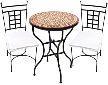 3er-Set Mosaiktisch Albaicin mit Stühlen Athen, Beige-Bordeaux 75 cm | Das 3er-Set zeigt eine im Säurebad erzeugte Rostpatina und verbindet eine nutzbare Tischfläche mit einem sichtbaren Mosaik.