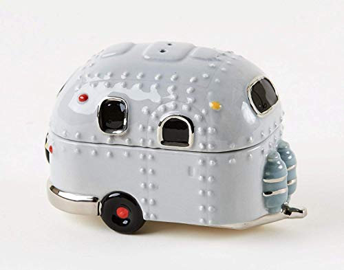 One Hundred 80 Airstream Camper RV - Salero y pimentero