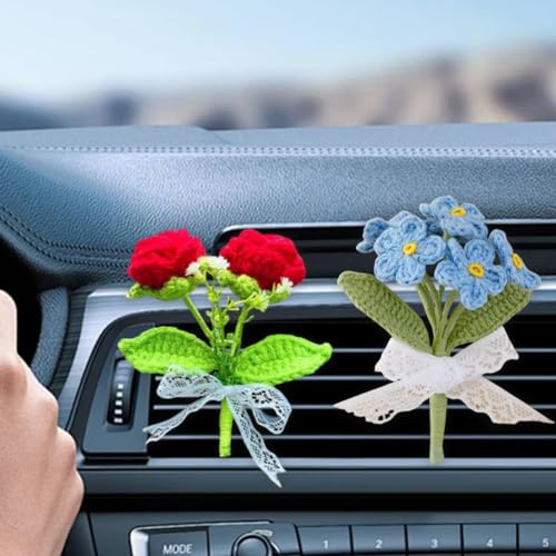 Set mit 2 Mini-Häkelblumen-Blumensträußen für Auto-Lüftungsschlitz-Clips, niedliche gestrickte Rose, Vergissmeinnichtblumen, Auto-Luftauslass-Diffusor, Zubehör, Dekoration, rot + blau