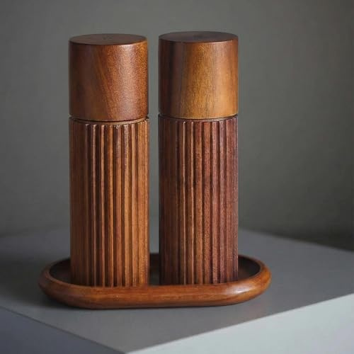 MAITTON Salz- und Pfeffermühlen Set aus Holz MIT Untersetzer | Manuelle Gewürzmühlen mit Keramikmahlwerk, Einstellbare Mahlstufen, Rutschfestem Design und klarer S&P-Kennzeichnung 16,5cm