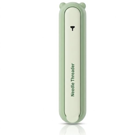 YIPFEN Enhebrador de Agujas y Descosedor 2-en-1 Oso – Herramienta para Enhebrar y Quitar Puntadas – Ergonómico, Portátil, Ideal para Costura, Bordado y Punto (Verde Pálido)