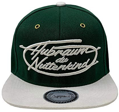 Outfitfabrik ♥ Snapback Cap Hubraum du Nuttenkind in Old-English-Green, Schirm in Alcantara-Optik mit 3D-Stick in weiß (Lifestyle, Provokation, Statement, PS, grün, Auto), One Size