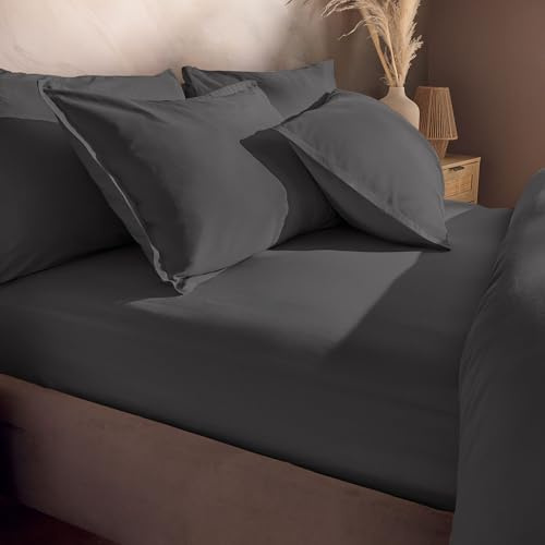 Silentnight Washed Cotton Rich Fitted Sheet - Soft Stylish Linen-Look Comfortable Bottom Sheet - Deep Fit with Elasticated Corners - Breathable Fabric Machine Washable, King Bed Mattress, Charcoal