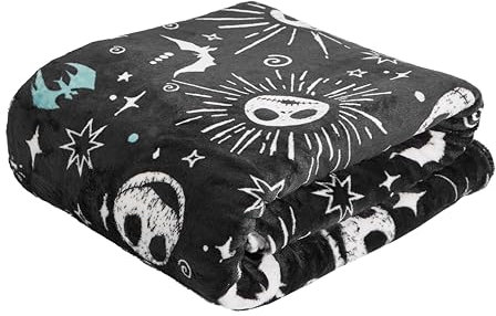 Skinnydip Disney Nightmare Before Christmas Fleece Blanket – Luxuriously Soft and Cozy, Premium Quality, 130x150cm Throw for Bed, Couch, or Sofa, Easy-Care, Stylish Gift for Kids, Teens, and Adults