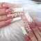AKOFIC 24 Pièces Faux Ongles Long Cercueil, Ballerine Faux Ongles à Coller French, Rose Blanc Press on Nails avec Gel Pad Ongles, Fleur Strass Faux Ongles Reutilisable Sans Colle pour Femmes et Filles