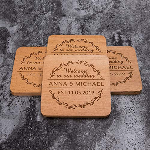 sous-Verres personnalisés en Bois de hêtre pour Boissons – Cadeaux de Mariage personnalisés, Cadeaux de Douche Nuptiale, Cadeaux de Pendaison de crémaillère pour Une Nouvelle Maison (Lot de 2 à 16)