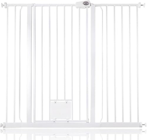 Bettacare Haustiergitter mit Verriegelbarer Katzenklappe, 120.3cm - 127.9cm, Weiß, 104cm in der Höhe, Extra Hohes Haustier Sicherheitsgitter mit Katzenklappe, Einfache Installation