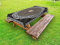ABAKUHAUS Greek Key Outdoor-Tischdecke, Griechische Fret und Welle, dekorative waschbare Picknick-Tischdecke, 145 x 210 cm, Dark Brown Coconut Tan