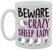 MG4219 Keramiktasse für Tee und Kaffee mit der Aufschrift Beware Crazy Sheep Lady.