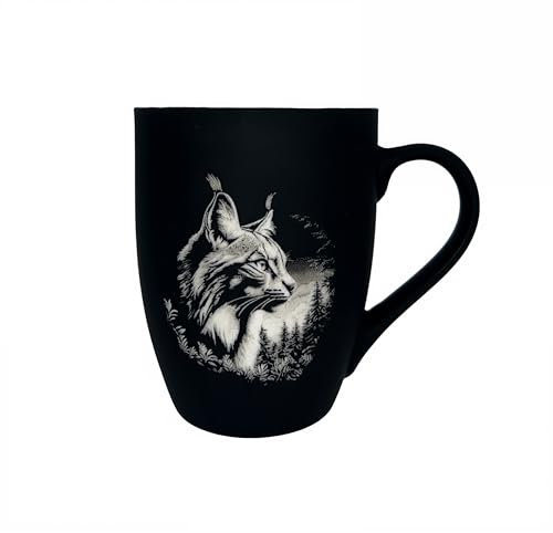 Tasse mit Gravur/auf Wunsch auch mit Text/gummierte Oberfläche/Farbe Schwarz/Porzellan/Personalisiert/Geschenk/mit Tier-Motieven (Luchs)