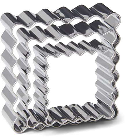 patisse 13707 – Assortiment de 3 découpoirs carrés et dentelés à biscuits type gâteaux petit beurre – inox – 3 tailles : 3.5cm/4.5cm/5.5cm