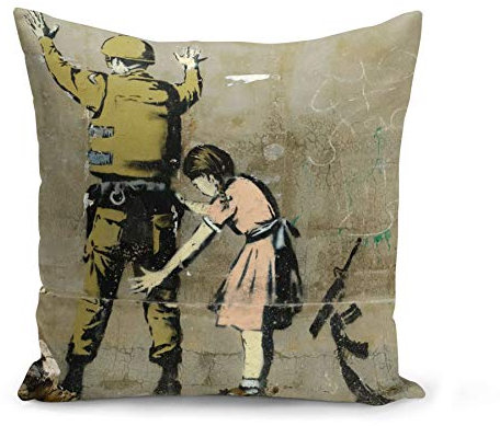 Fabulous Kissen Kissenbezug 40x40 cm Banksy Mädchen Soldat Suche Waffe Graffiti Street Art