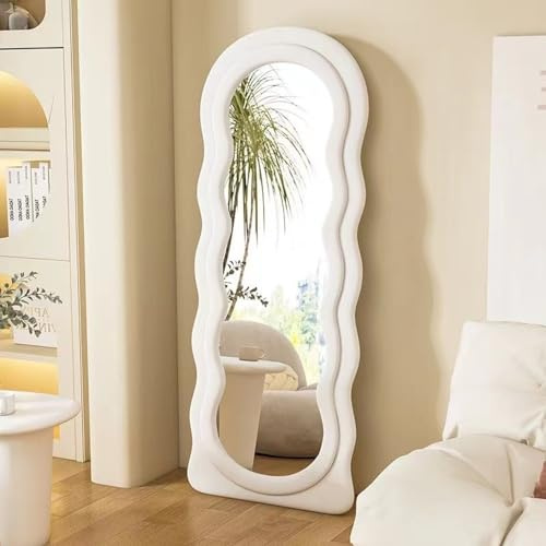 FAANAS Specchio per Tutto Il Corpo Specchio da Terra 63x24, Specchio da Parete Irregolare Specchio Figura Intera Ondulato per Camera da Letto, Soggiorno, Appeso o Appoggiato al Muro, Beige