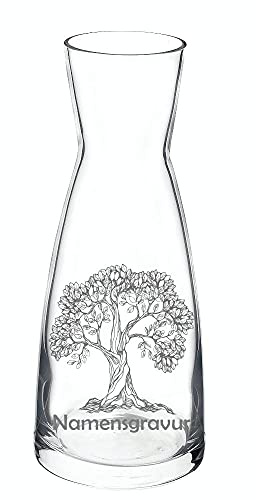 Geschenke-Macher Glaskaraffe Krug graviert mit Baum graviert mit wahlweise Name oder Lebenselixier (Baum + Name - personalisierbar)