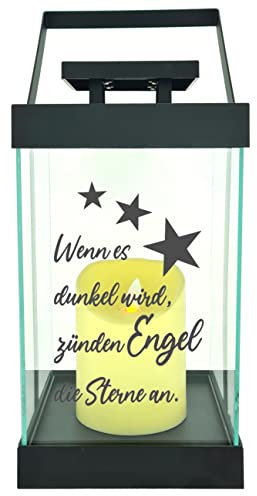 Edle Glas-Laterne mit LED-Kerze, Wenn es dunkel wird zünden Engel die Sterne an, Timer, 35cm hoch mit Bügel, 24,5x13x13cm, Batterie LED-Licht LED-Laterne LED-Lampe mit Text Spruch Trauer-Licht