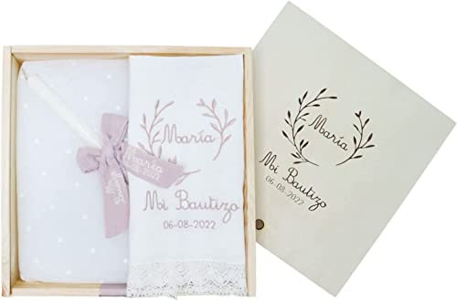 Personalisierte Taufenbausatz - Kommt in einer gravierte Holzkiste - Bausatz bestehend aus Taufkerzen und Tauftuch bestickt mit den Name und Taufdatum - Modell Bambula (Gepuderte Rosa)