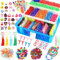 Feng Sunte 17500+ Loom Bänder Set, 28 Farbige Loom Bands mit 3-lagiger Blauer Aufbewahrungsbox, 600 S-Clips, 352 Perlen, Anhänger und Aufkleber, Loops Gummis-Armband-Bastelset für Kinder ab 7 Jahren