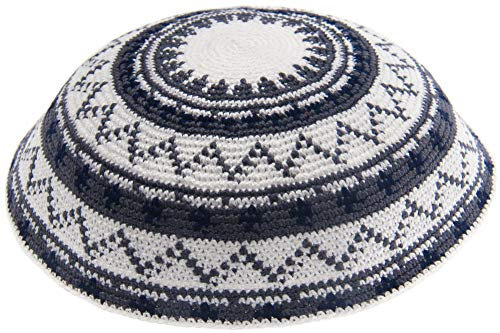 HolYudaica Handgefertigte Kippah-Mütze aus 100% Baumwolle, Handgestrickte Kippah-Mütze aus Israel, Yamaka jüdische Mützen für Herren, Yarmulke Mütze (Weiß Grau, 19 cm - 19 cm flach)