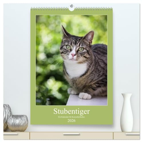 Stubentiger (hochwertiger Premium Wandkalender 2026 DIN A2 hoch), Kunstdruck in Hochglanz: Wir drei sind frech, faul und gefrässig (CALVENDO Tiere)