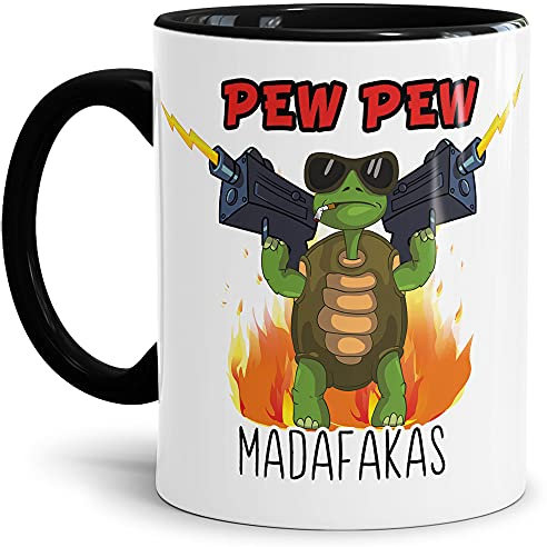 Tasse mit lustigem Spruch - Pew Pew Madafakas - Schießende Schildkröte - Witziges Geschenk für Freunde, Kollegen, Kaffeetasse - Keramik Innen & Henkel Schwarz, 300 ml