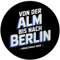 Bielefeld Pokalfinale 2025 Magnet - Von der ALM bis nach Berlin Lustiger Spruch als Fußball-Andenken für Kühlschrank