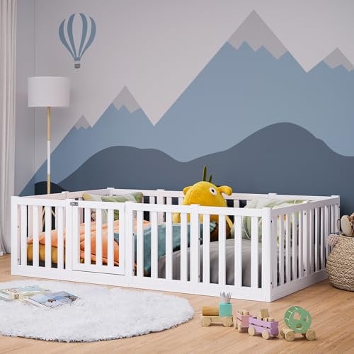 Bellabino Tapi Bett 120x200 cm, Kinderbett mit extra hohem Rausfallschutz mit Tür, inklusive Lattenrost, Montessori Bodenbett für Jungen und Mädchen aus Kiefer Massivholz, weiß lackiert, Bed