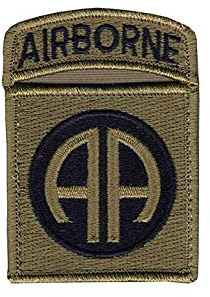 82nd Airborne Division New OCP Patch und Tab zusammengenäht mit Haken (EA)