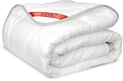Medicline Steppdecke 140x200cm Bettdecke Ganzjahresdecke Schlafdecke Bezugsmaterial aus Mikrofaser mit Faden Gesteppt Silikonfüllung 200g/m2 Antiallergisch Waschbar bis 30 Grad (Weiß, 140 x 200 cm)