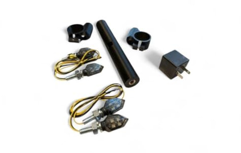 2taktshop Blinkerhalter Set mit LED-Blinkern für Simson S50 S51 S70, M8 Blinkerträger vorne & hinten für Gepäckträger, 12V LED-Blinker inkl. Blinkgeber