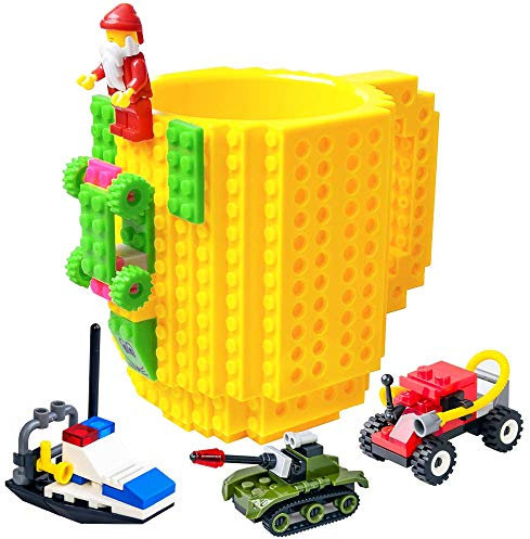 BOMENNE Build on Brick Mug, Vasos Plastico Niños,Taza de café Compatible con Lego, Regalos para Navidad Pascua Dia del Padre Halloween Cumpleaños, para Hombre Mujer Papá Amigas Niño Novio, Amarillo