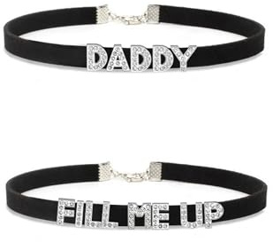 KQISAN Mode 2Ps Fill Me Up And Girl Mode Strass Buchstabe Daddy Halskette Schwarz Weich Benutzerdefinierte Az Leder Halsband Sexy Party Halsschmuck Diy Benutzerdefinierte Namensketten Geschenk