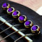 6 Stück Bridge Pin, Gitarre Brücke Pin Kupferner Volksakustikgitarre Brücken Stift Klammernagel mit Buntem Kristallglas Punkt(violett) Holzgitarrenzubehör