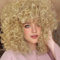 Salaibs Frauen Blonde Afro Perücke mit Bangs Kurze Lockige Kinky Perücke Fluffy Natürliche Synthetische Haar Perücke für Cosplay Kostüm Halloween Verwendung