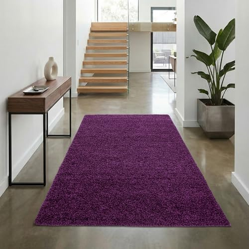 Teppich-Traum Moderner Shaggy Teppich Hochflor Uni Lila 80x150 cm | Kuschelig und weich, pflegeleicht, robust, formstabil, allergikergeeignet, saugrobotergeeignet, Schlaf- & Gästezimmer
