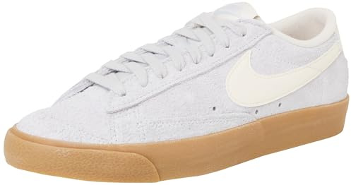Nike Women's Blazer Low '77 VintageSneaker