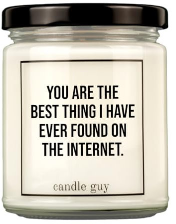 candle guy Duftkerze im Glas [Brennzeit 70h] - Duft-Kerze handgemacht mit Spruch | Freches Geschenk für Frauen, Freundin, Geburtstag | 100% Sojawachs, schöne natürliche Düfte mit ätherischem Öl