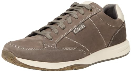 Clarks Shepton Mens Sand Suede, 8.5
