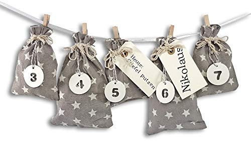 Frau WUNDERVoll® Stoff Adventskalender zum Befüllen Schneeflöckchen Baumwollbeutel grau, weiße Sterne, Ziffern weiß/Weihnachtskalender Beutel Sack Säckchen Stoffbeutel Baumwolle Geschenkbeutel