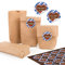 Logbuch-Verlag 24 kleine Papiertüten 9 x 15 x 3,5 - mini Geschenktüten + bayerische Sprüche Aufkleber - Oktoberfest Wiesn Party Deko Give-Away