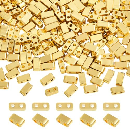 NBEADS 240Pcs Perles Tila, 4.5-5.5x2mm 2 trous Perles de Rocaille en Verre Perles Tila Japonaises en Verre Galvanisé pour Fabrication Colliers Bracelets et Boucles D'Oreilles, Couleurs Plaquées Or