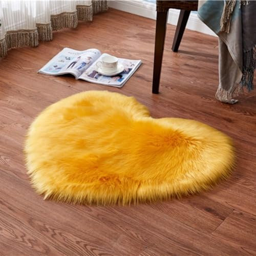 Faux Lammfell Schaffell Teppich,Herzform Hochflor Fluffy Teppich Plüsch Wohnzimmer Dicker Teppich,Kunstfell Teppich, Weicher und Flauschiger Teppich Wohnzimmer,Teppich Liebe (orange,70x90cm)