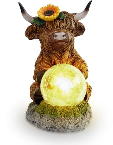 Tuzsocr Hochlandrind Skulptur mit Solarlampen Gartendeko, Solar Highland Cow Figuren für Draußen, Kuh Gartenstatue Geschenke für Männer Frauen Mama Garten Wetterfest Außen Hof Balkon Deko (Stil 1)