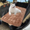 Loiion Hundedecke Auto Rückbank, Auto Hundematte Decke Weich, Hundesitz Rückbank Große Hunde, Hundematte rutschfest, Leicht zu Reinigen, Kratzfest und Komfortabel, 127×62.5cm, Braun