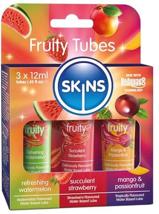 SKINS - 3X Lubrifiants à Base d'Eau Aromatisés - Lubrifiant Comestible et Léchouilles - Rafraîchissante Pastèque, Succulente Fraise et Mangue & Fruit de la Passion pour Plaisir Oral & Rapports Sexuels