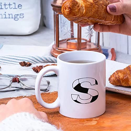 Taza de cerámica personalizada con textura de fútbol de la letra S, taza blanca lisa, regalo para él o ella, taza de café maqueta de la Copa del Mundo 2022, taza lisa para Acción de Gracias, Navidad,